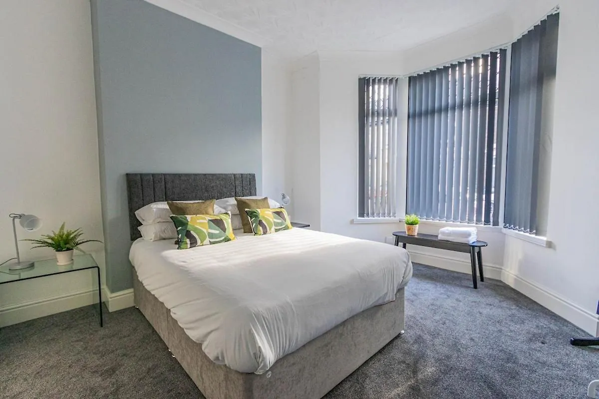 The Luxury Home Free Parking 10 Min Walk To Cardiff Town Hébergement de vacances